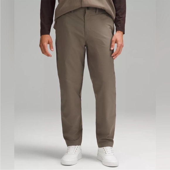 Lululemon | Men’s Relaxed Tapered Twill Pants Size 40 - Picture 1 of 8